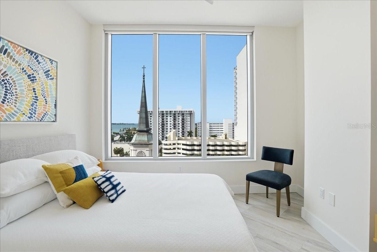 Image 46 of 90 For 111 Pineapple Avenue 714