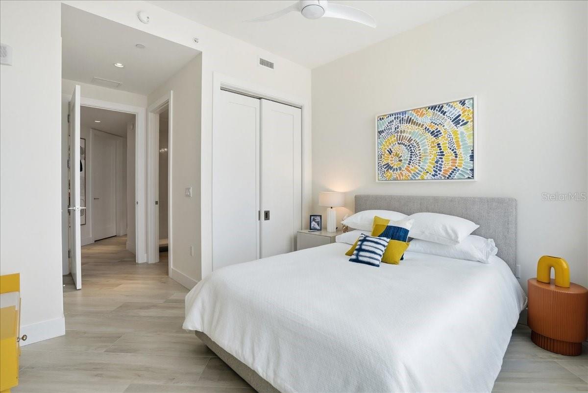 Image 47 of 90 For 111 Pineapple Avenue 714