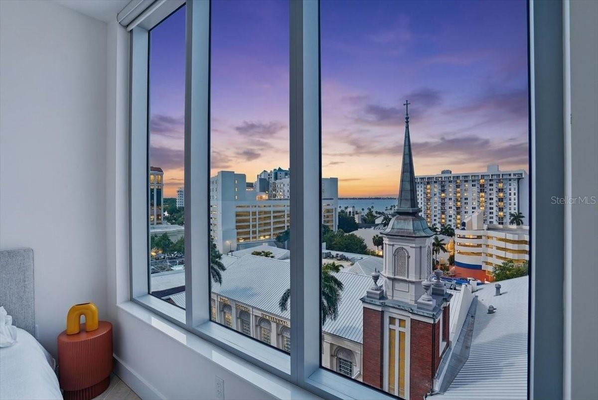 Image 48 of 90 For 111 Pineapple Avenue 714