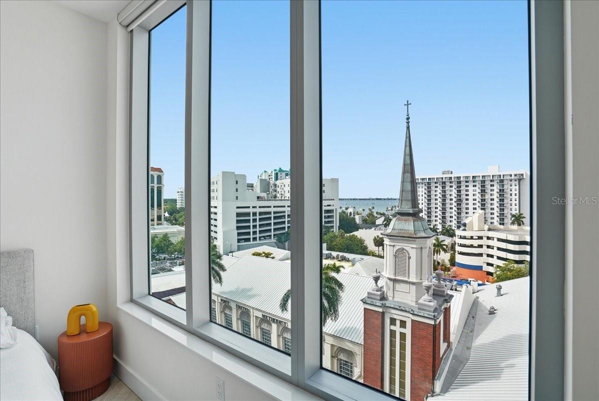 Image 49 of 90 For 111 Pineapple Avenue 714