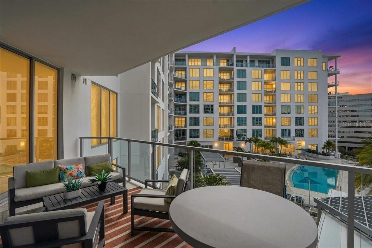 Image 59 of 90 For 111 Pineapple Avenue 714