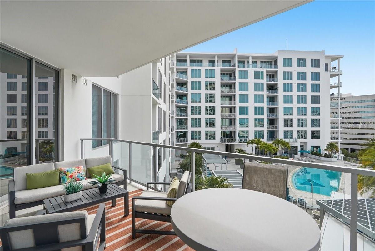 Image 60 of 90 For 111 Pineapple Avenue 714