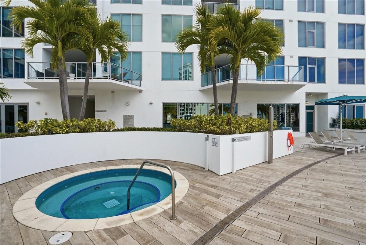 Image 74 of 90 For 111 Pineapple Avenue 714