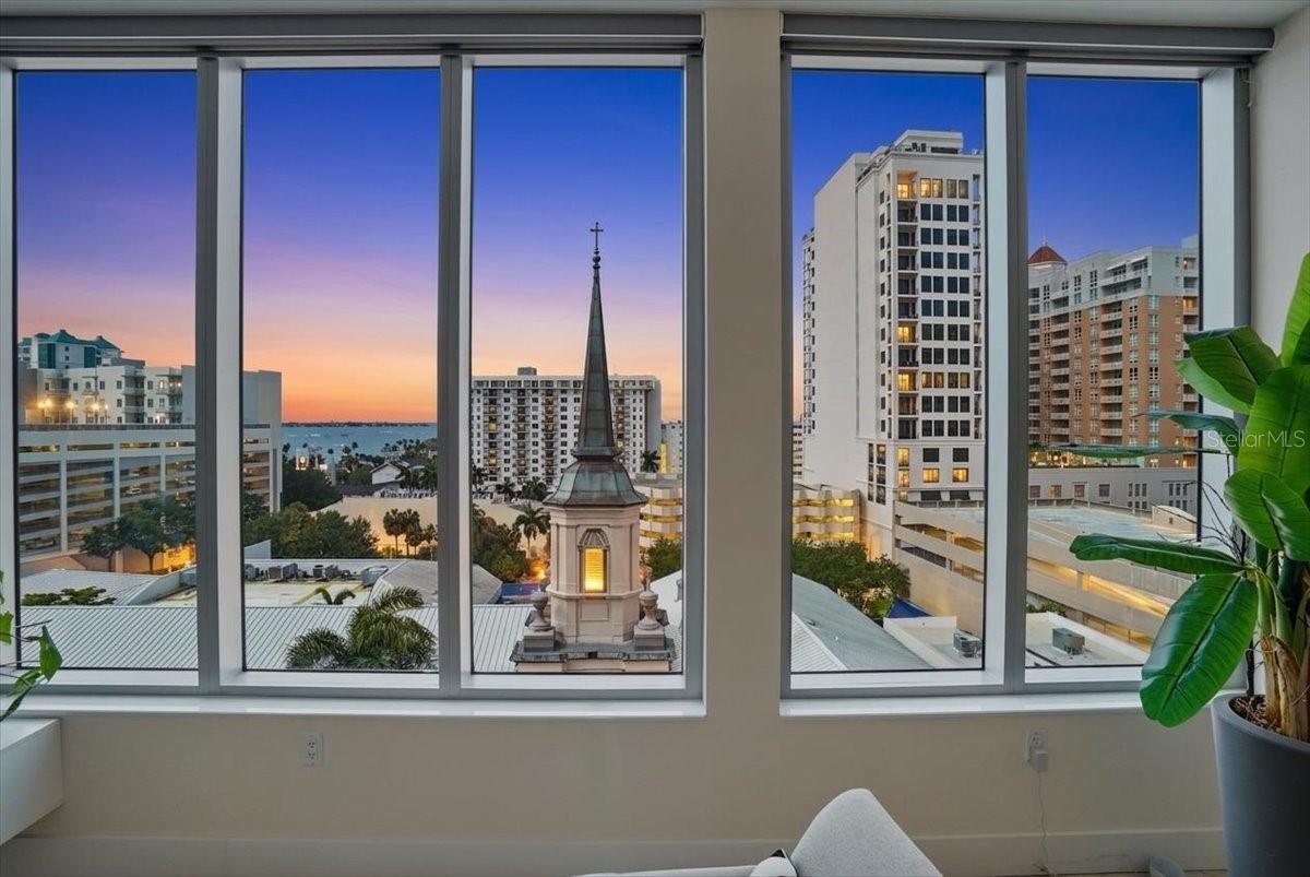 Image 8 of 90 For 111 Pineapple Avenue 714