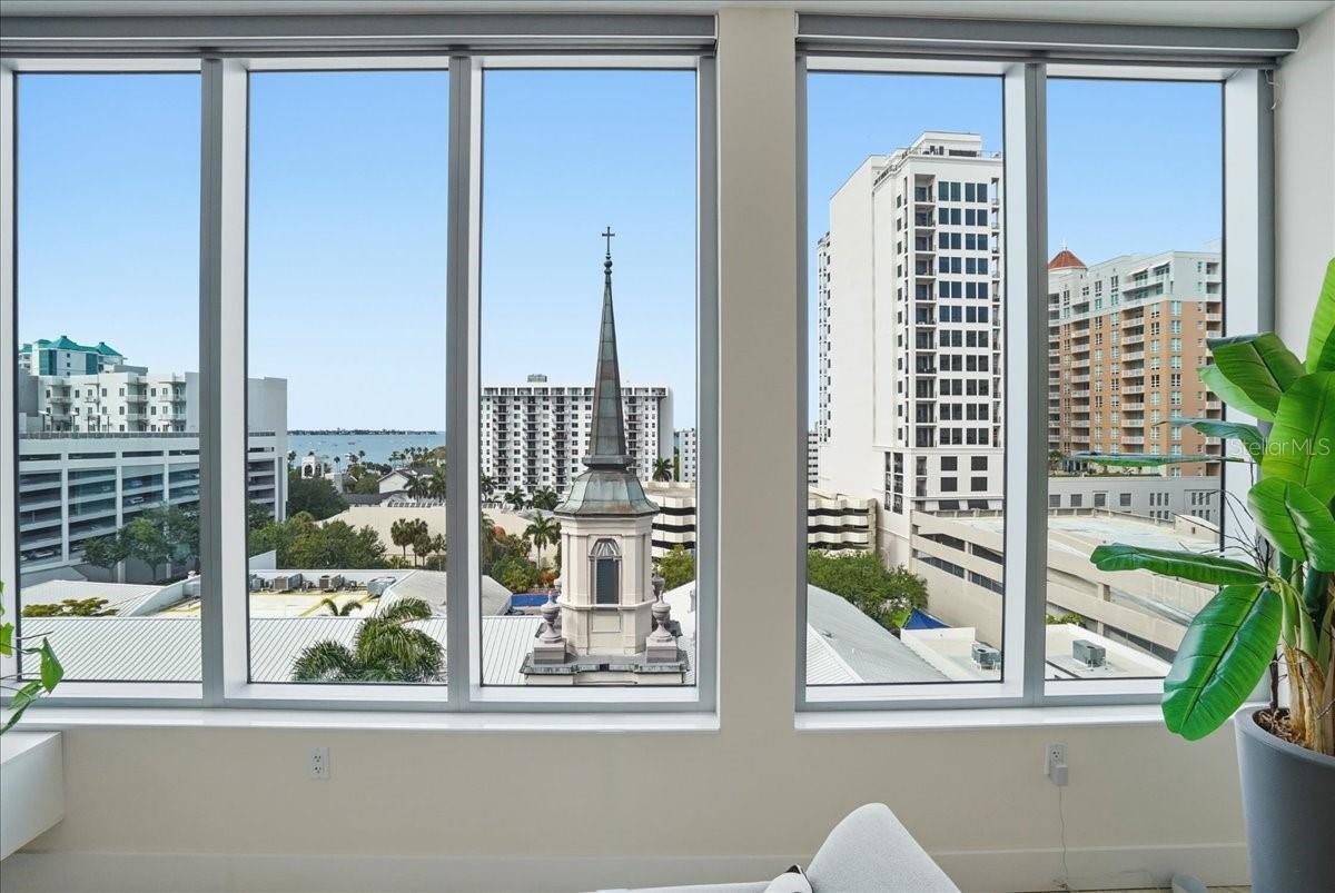 Image 9 of 90 For 111 Pineapple Avenue 714