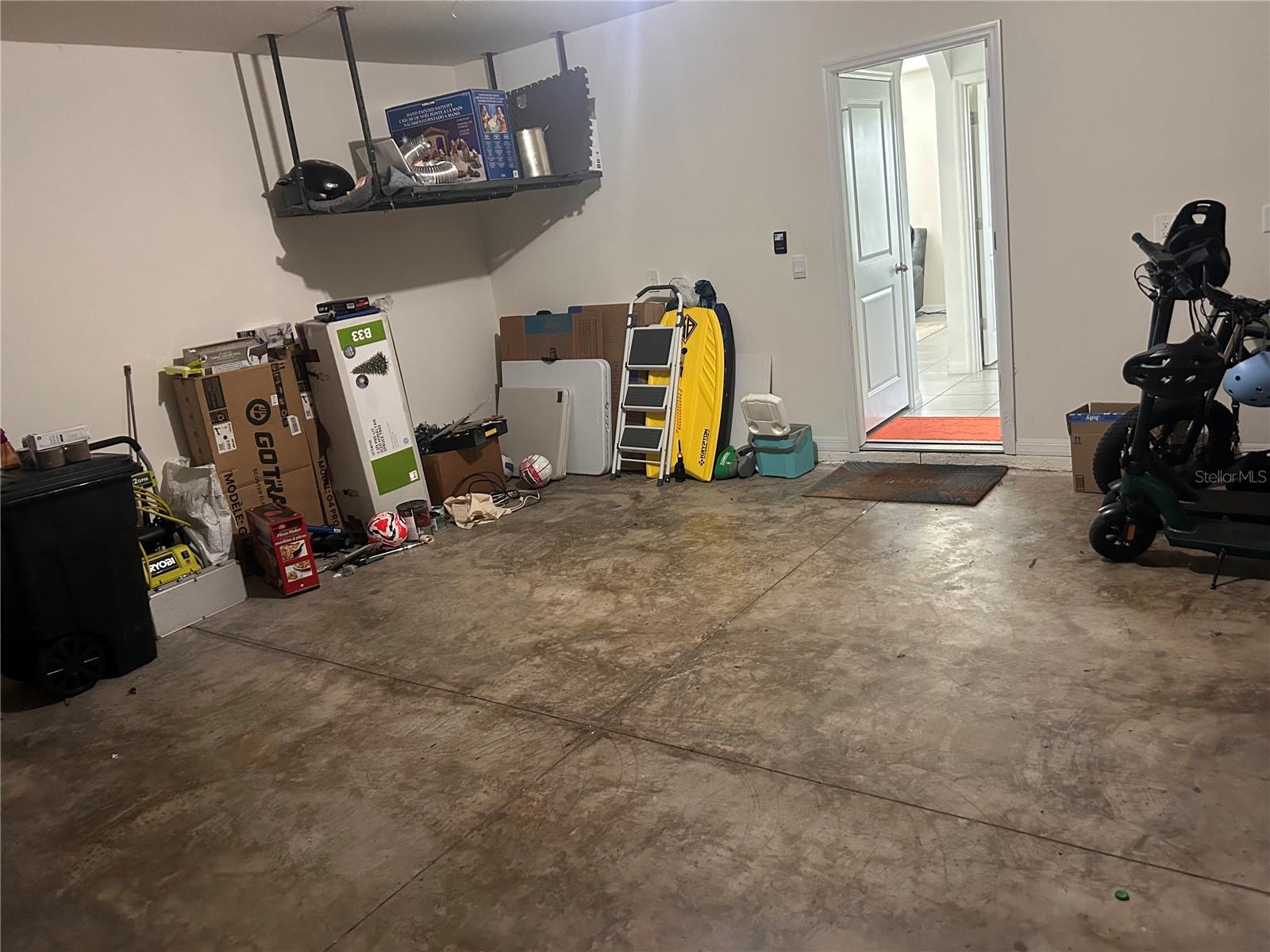 Image 27 of 33 For 17630 Canopy Place