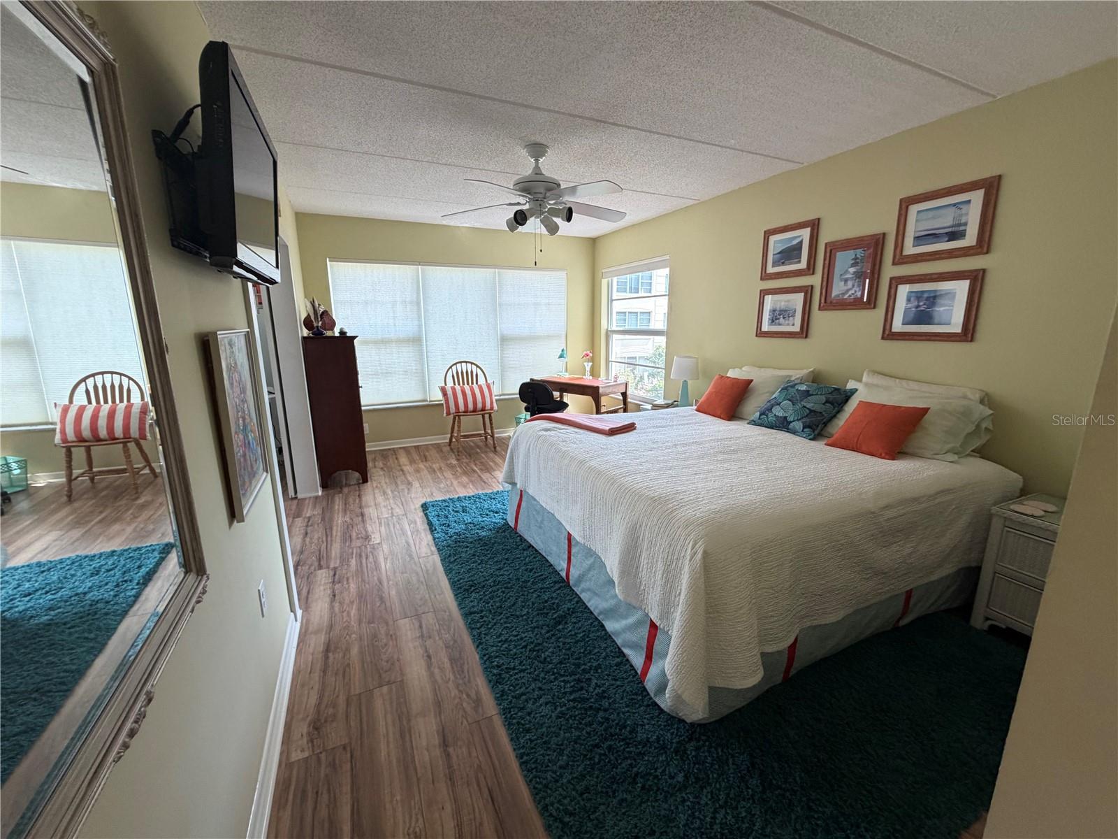 Image 4 of 24 For 3802 Gulf Of Mexico Drive A204