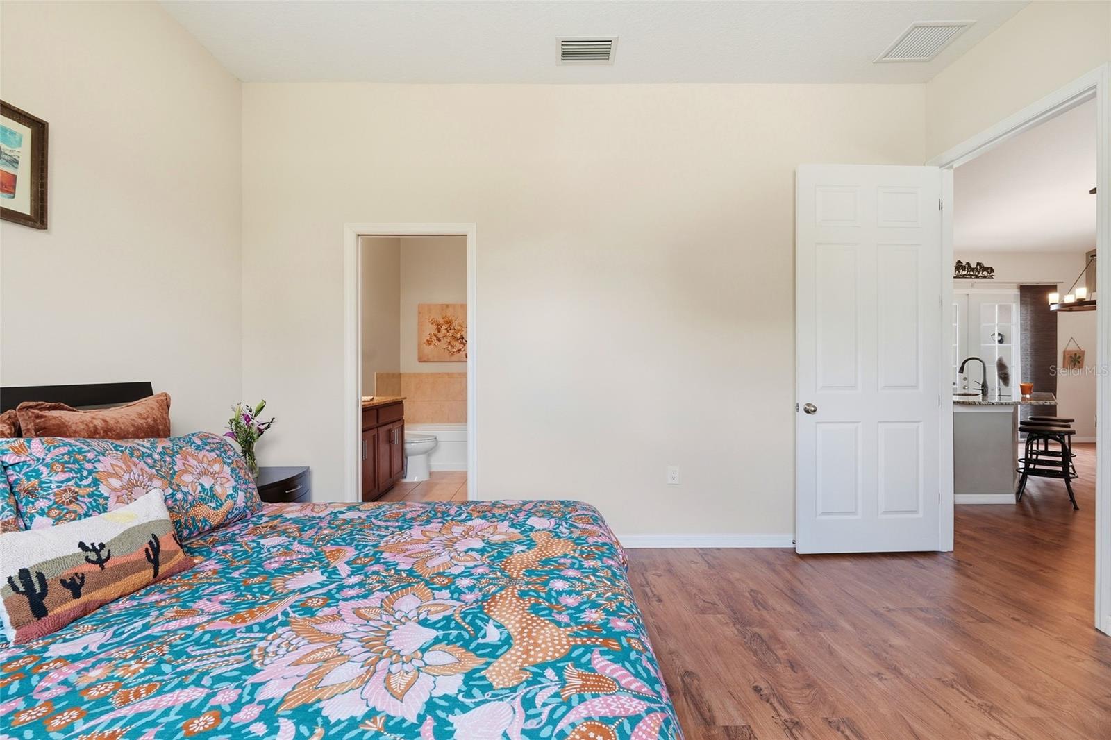 Image 29 of 51 For 6104 Spencer Parrish Road