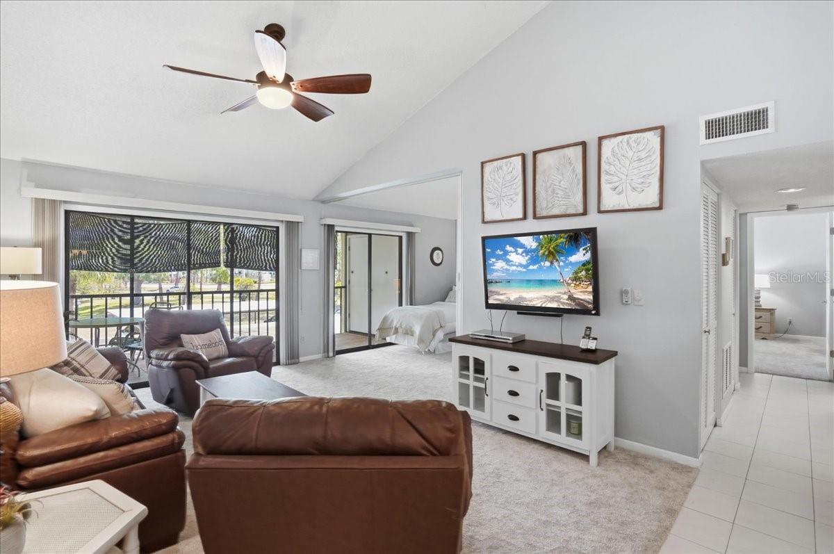 Image 12 of 32 For 646 Bird Bay Drive E 205