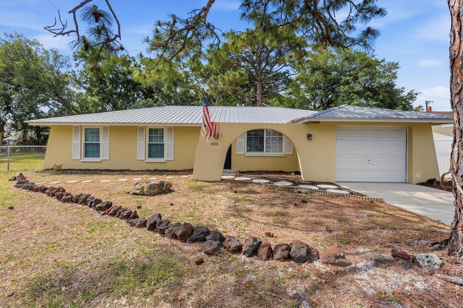 Details for 5058 Silk Oak Drive, SARASOTA, FL 34232