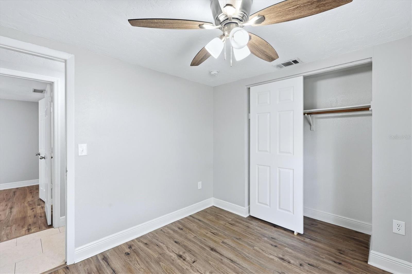 Image 20 of 35 For 5058 Silk Oak Drive