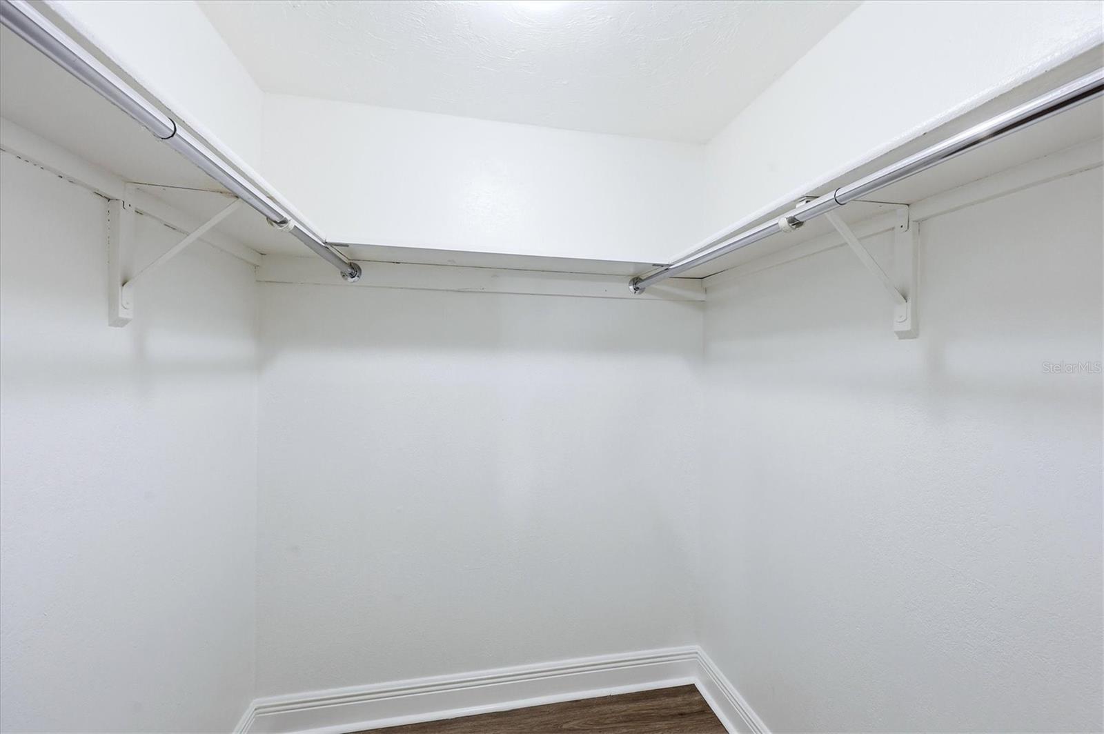 Image 23 of 35 For 5058 Silk Oak Drive