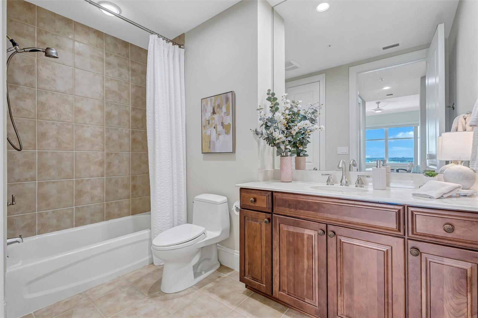 Image 18 of 52 For 130 Riviera Dunes Way 804