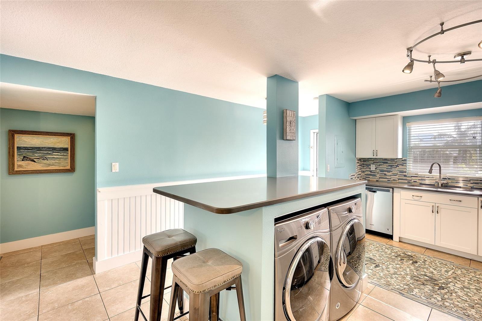 Image 11 of 35 For 4307 Gulf Drive 207