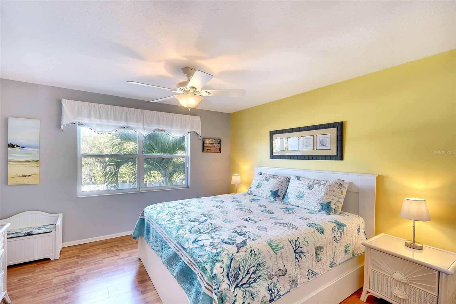 Image 13 of 35 For 4307 Gulf Drive 207