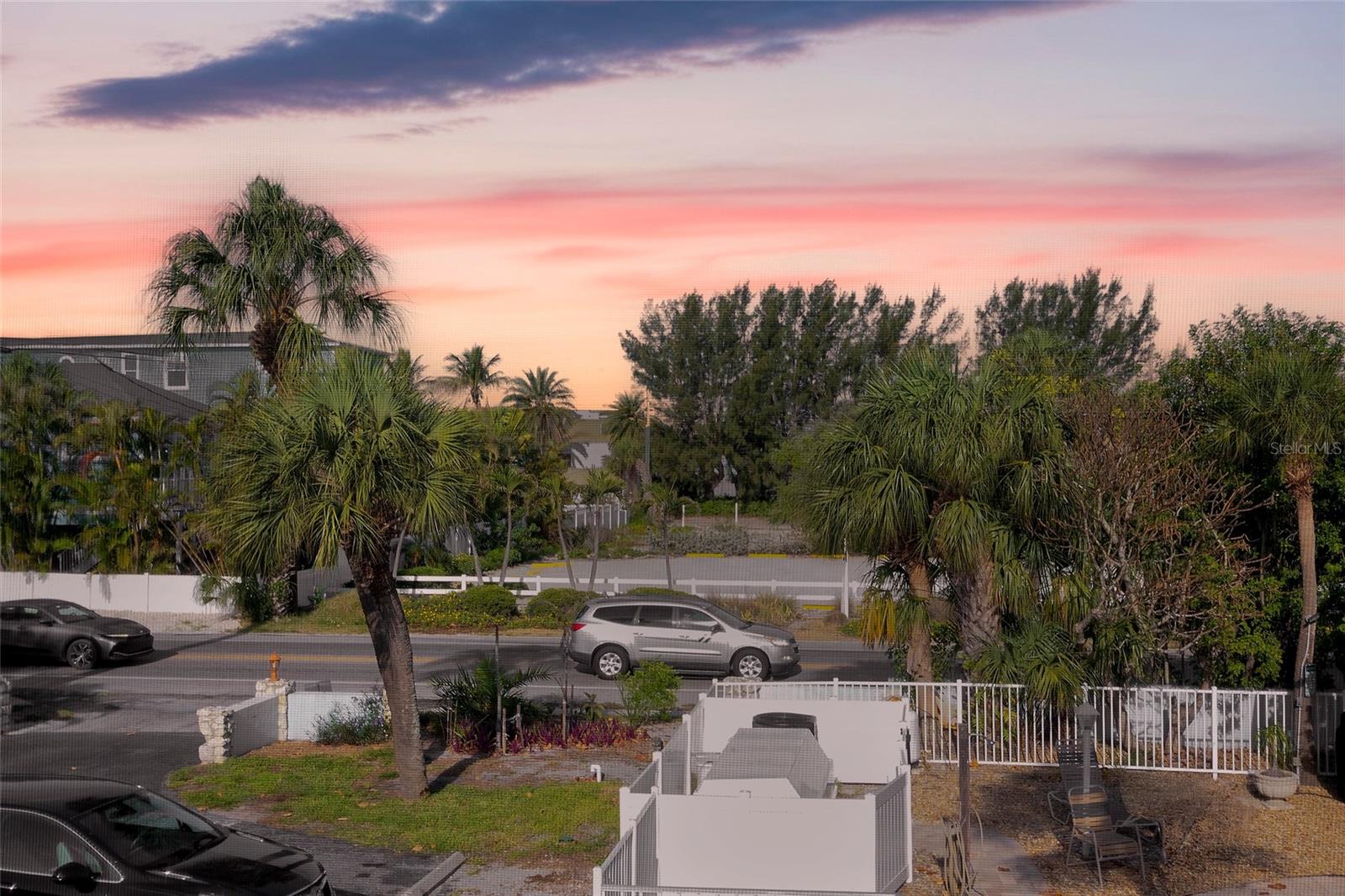 Image 18 of 35 For 4307 Gulf Drive 207
