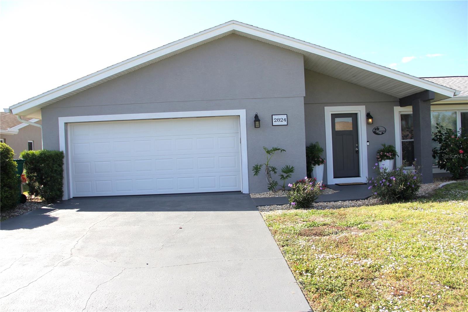 Image 4 of 76 For 2824 Shannon Drive