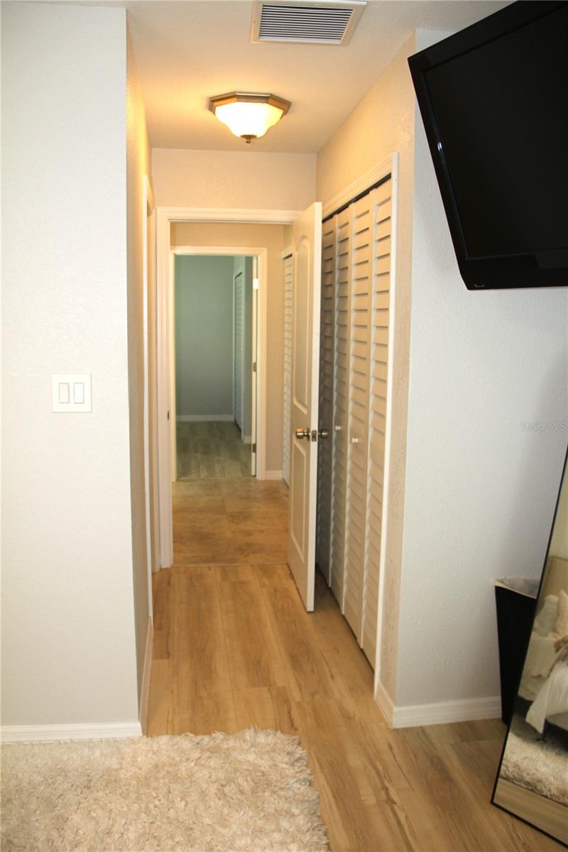 Image 43 of 76 For 2824 Shannon Drive