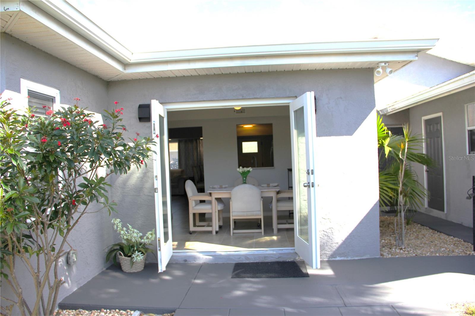 Image 47 of 76 For 2824 Shannon Drive