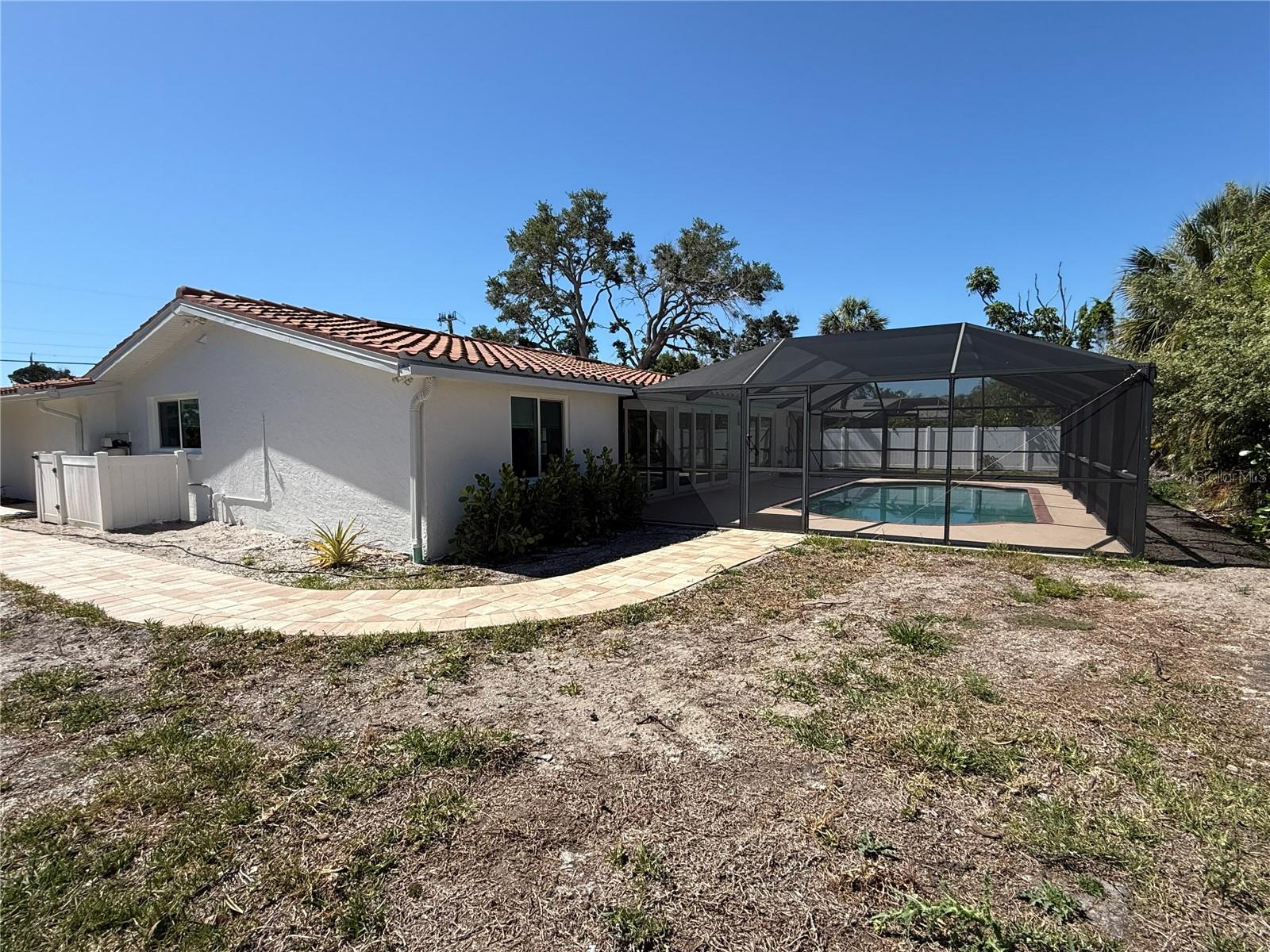 Image 15 of 66 For 5569 Shadow Lawn Drive