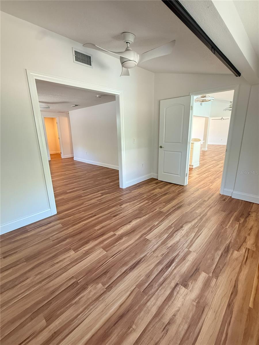 Image 38 of 66 For 5569 Shadow Lawn Drive