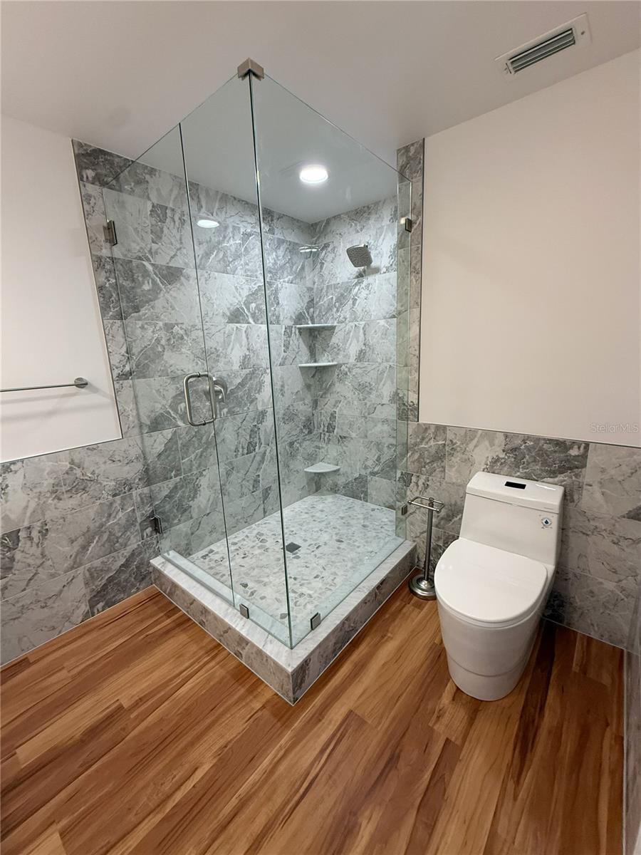 Image 41 of 66 For 5569 Shadow Lawn Drive