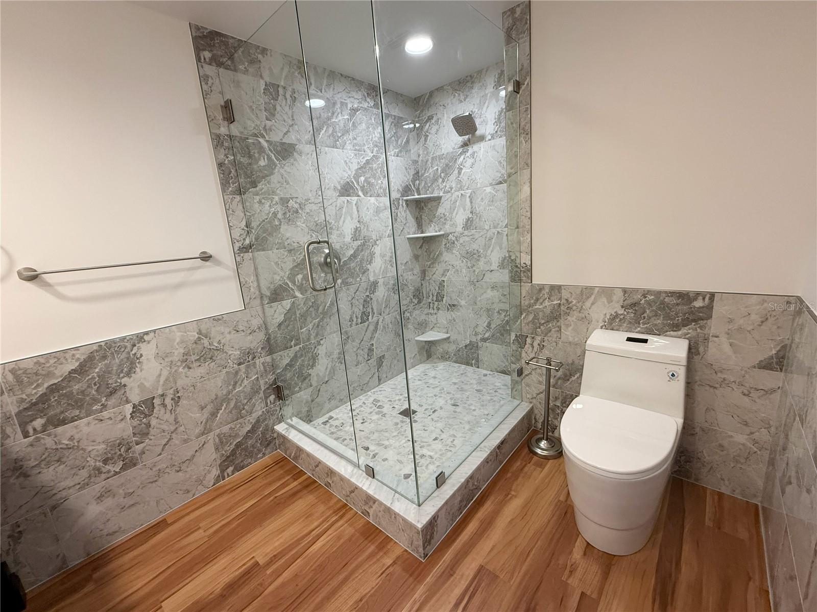 Image 9 of 66 For 5569 Shadow Lawn Drive