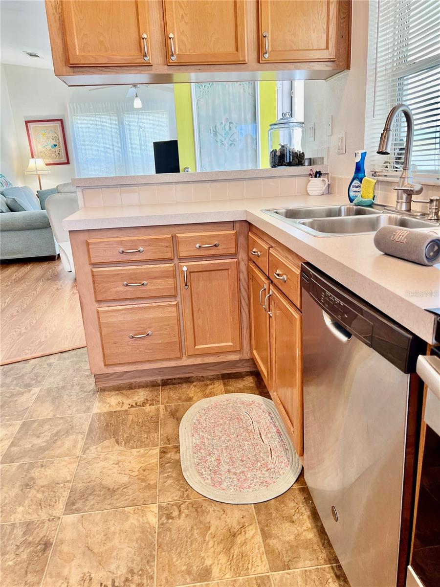 Image 19 of 24 For 102 2nd Avenue