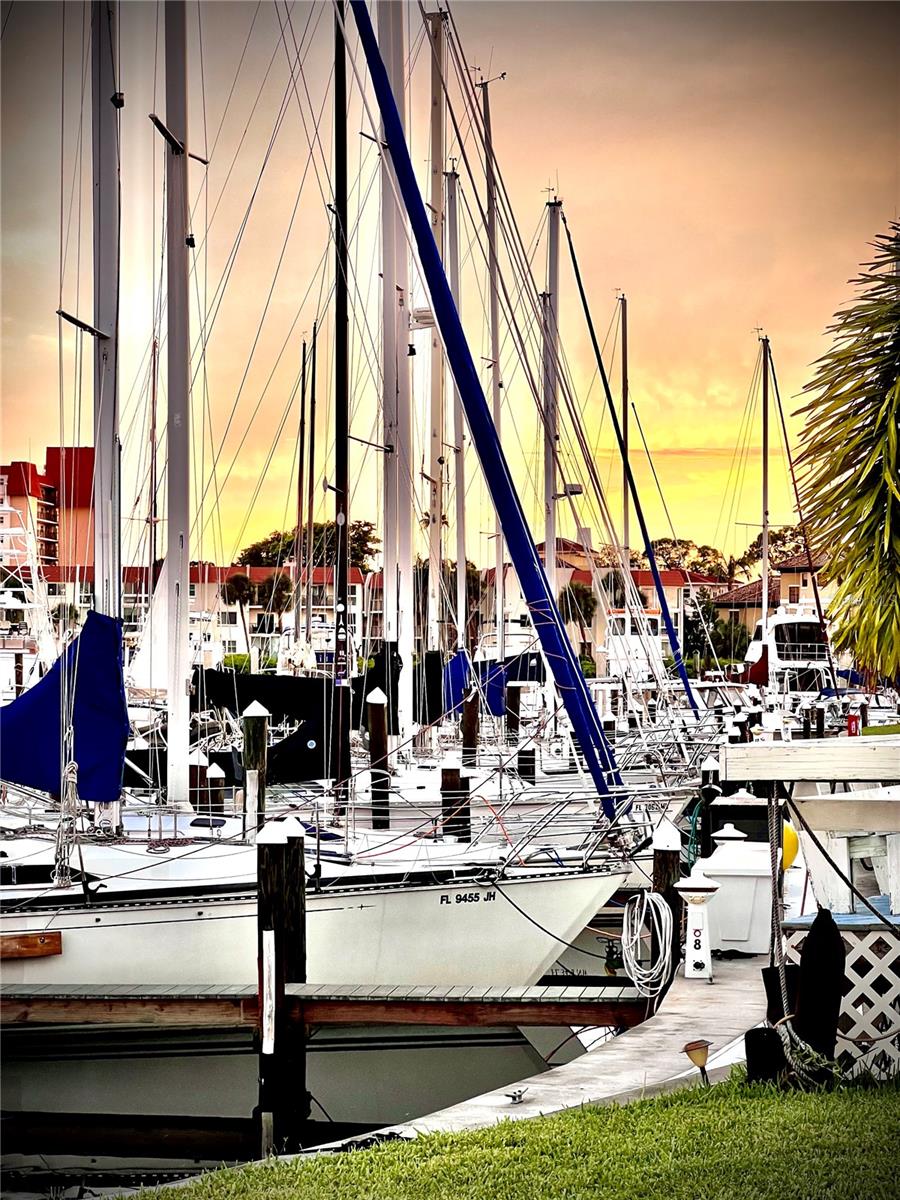 Image 5 of 24 For 102 2nd Avenue