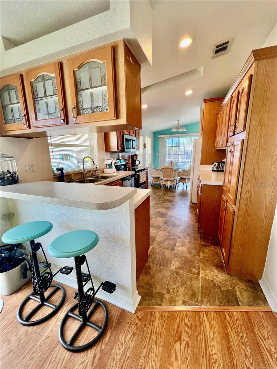 Image 6 of 24 For 102 2nd Avenue