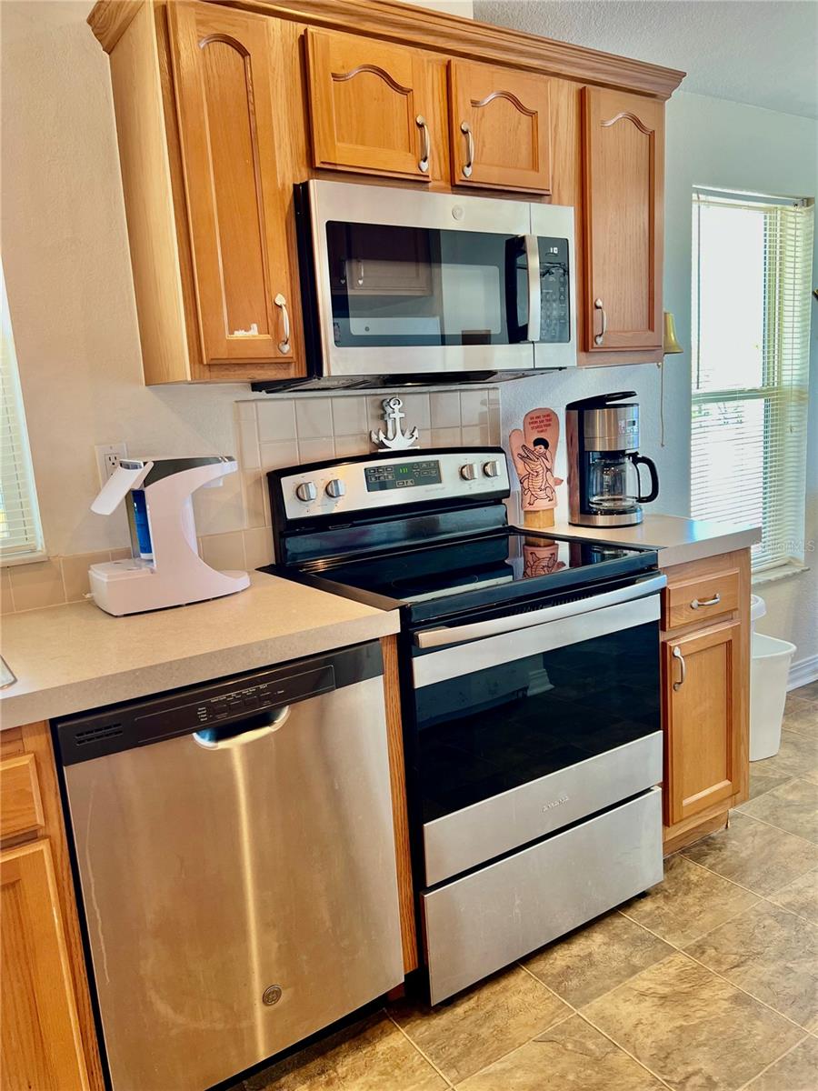 Image 8 of 24 For 102 2nd Avenue