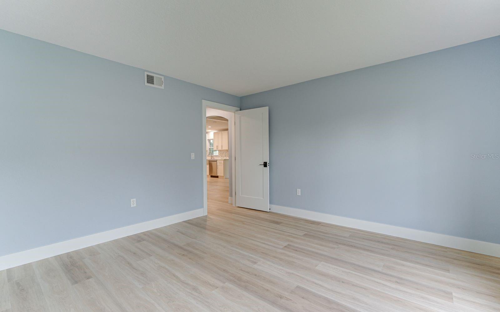 Image 35 of 77 For 1681 Dawnview Street