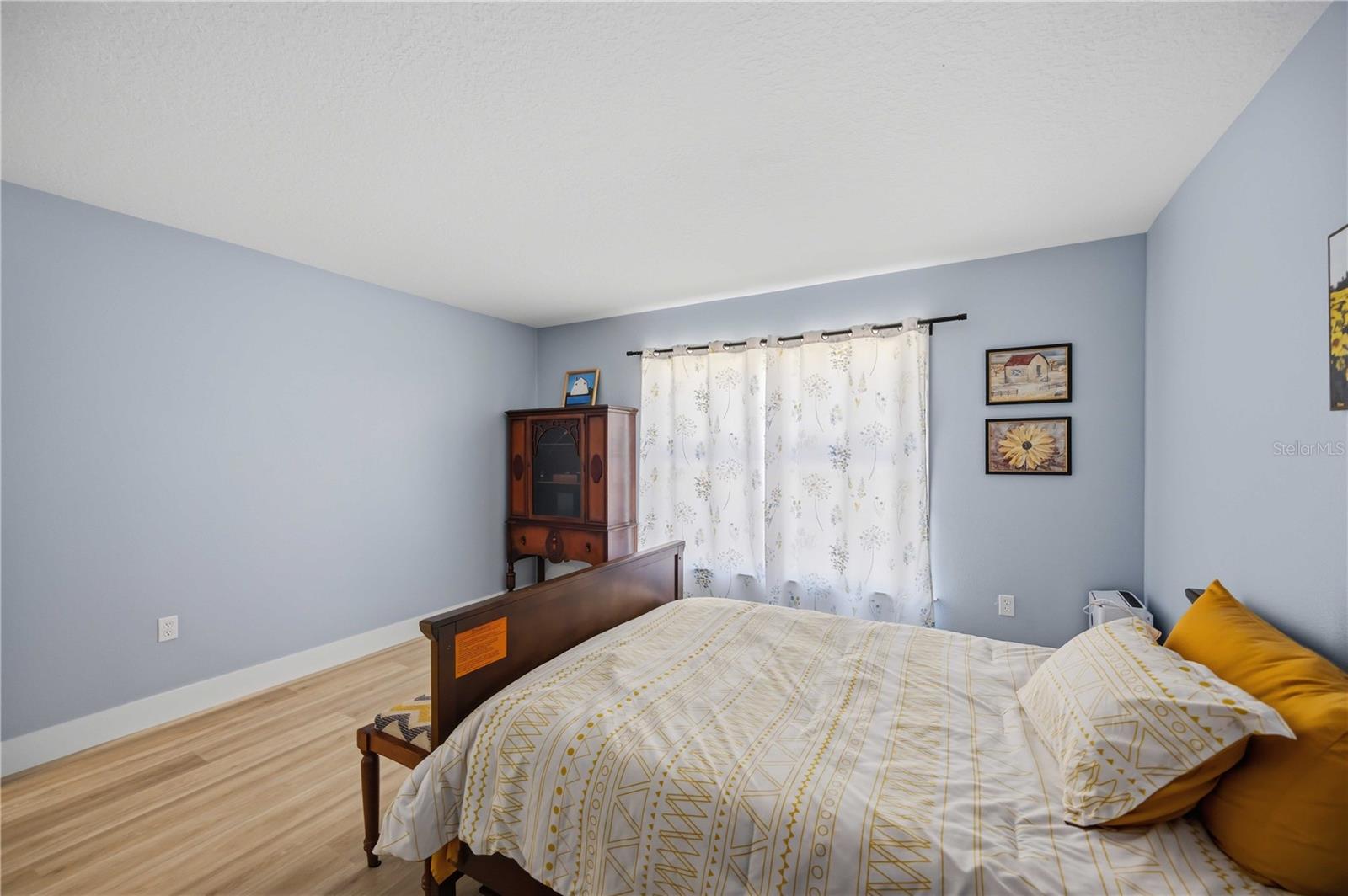 Image 36 of 77 For 1681 Dawnview Street