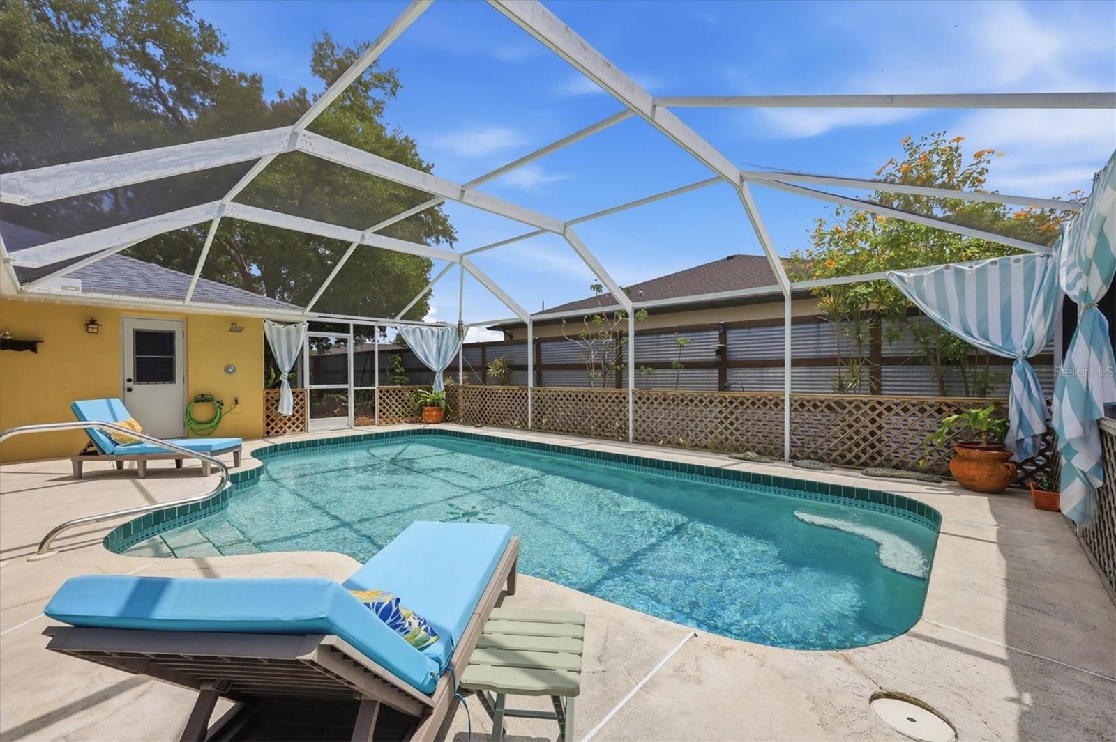 Image 24 of 26 For 945 Macon Road