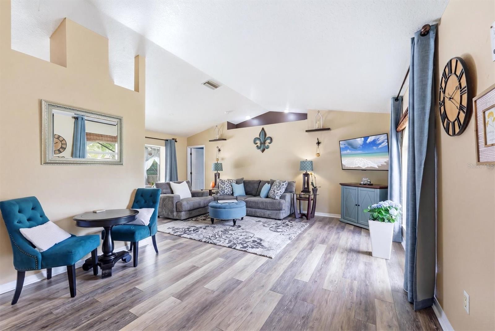 Image 6 of 26 For 945 Macon Road