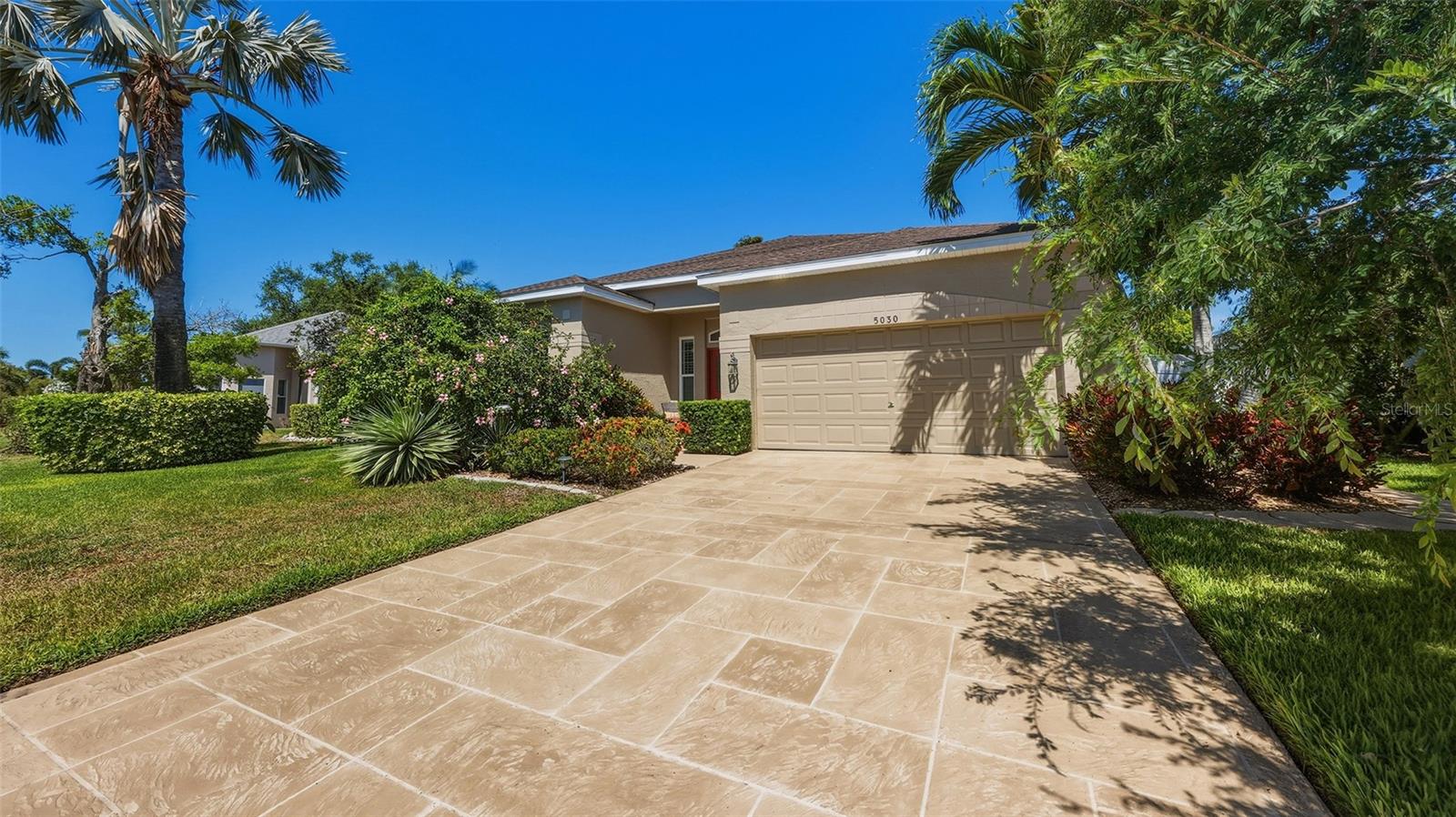 Details for 5030 44th Street, BRADENTON, FL 34210