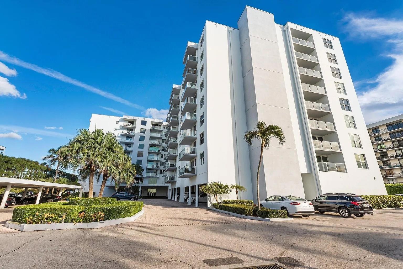 Image 2 of 5 For 3450 Ocean Boulevard 615