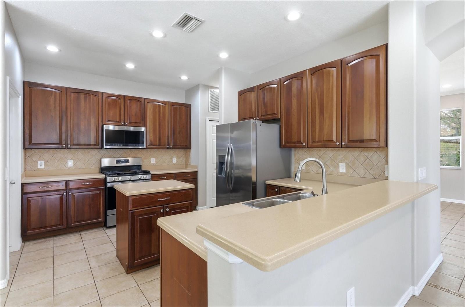 Image 18 of 54 For 4266 67th Avenue Circle E