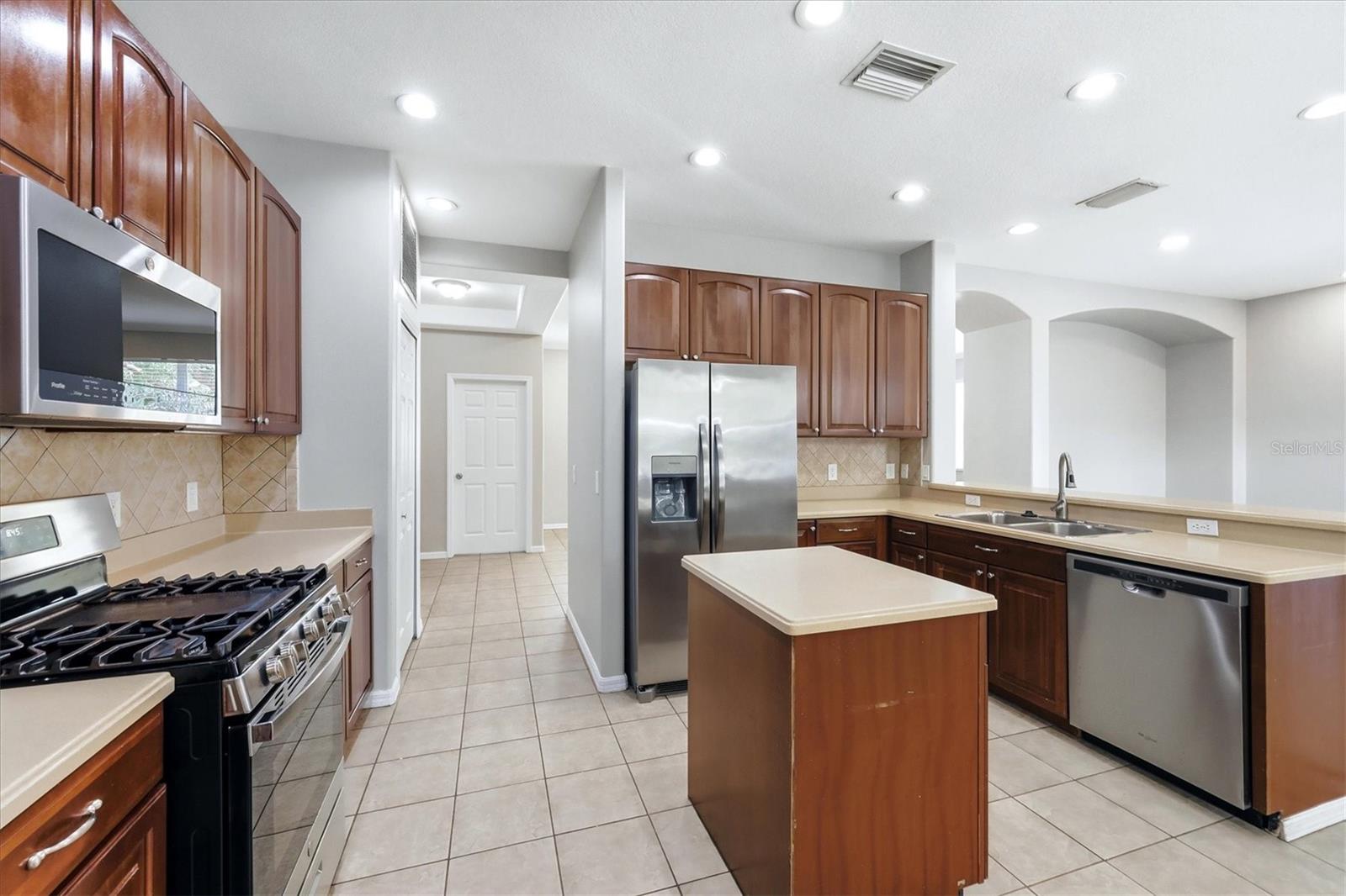 Image 19 of 54 For 4266 67th Avenue Circle E