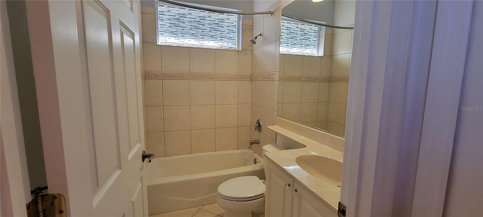 Image 9 of 12 For 7217 Orchid Island Place