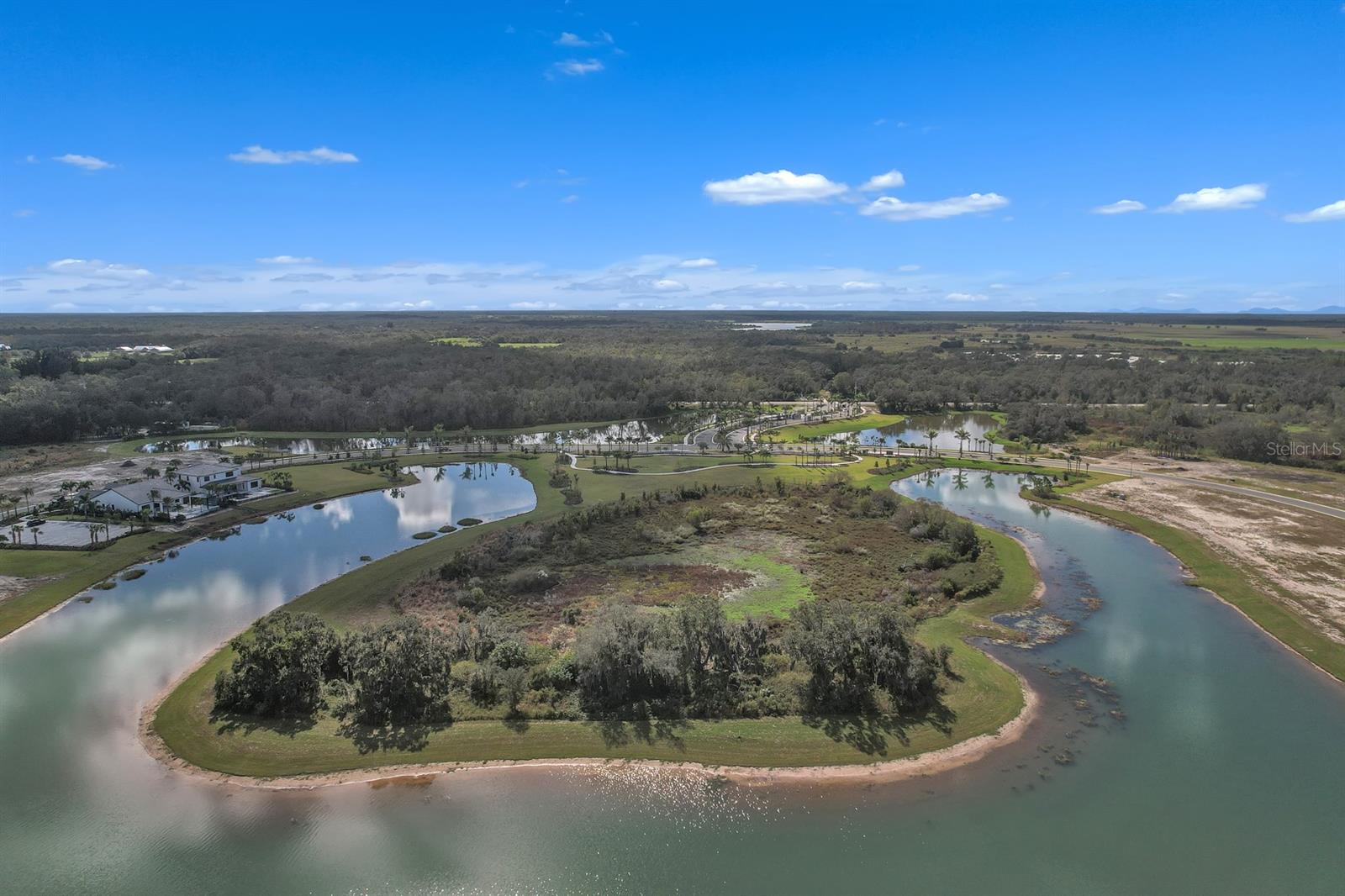 Image 18 of 27 For 2644 Waterfront Circle