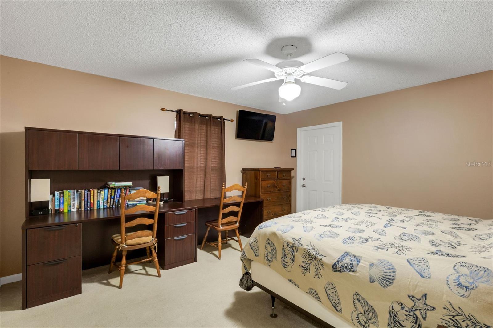 Image 19 of 30 For 3656 Oak Grove Drive