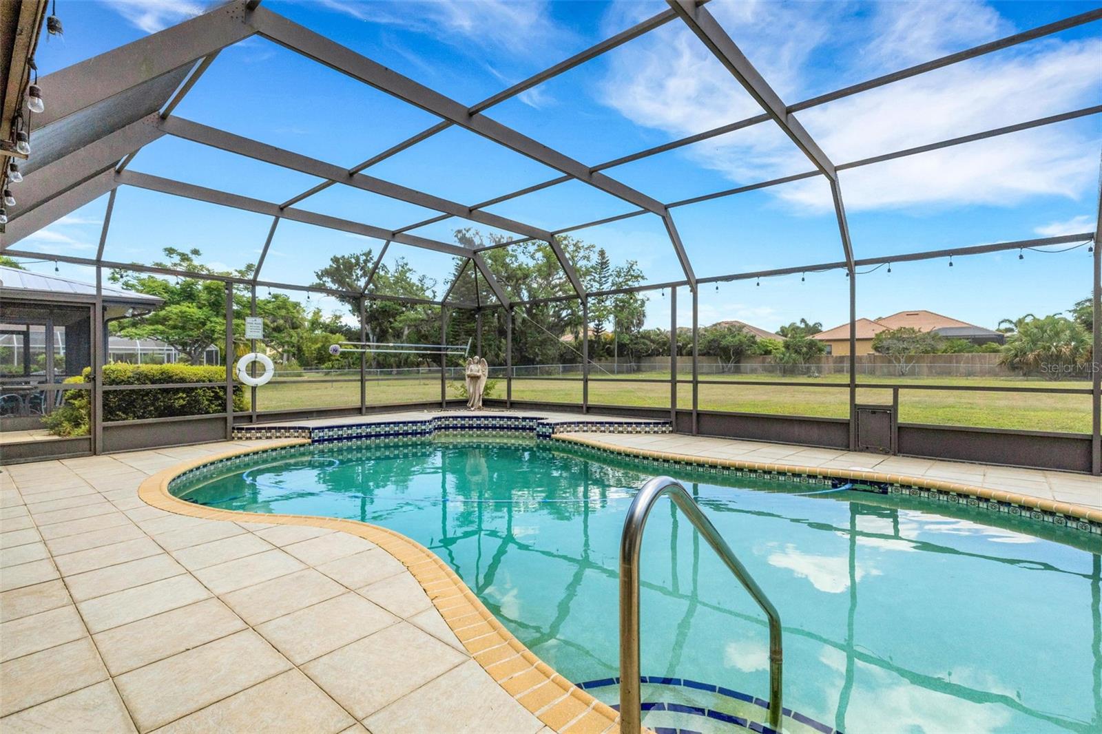 Image 26 of 30 For 3656 Oak Grove Drive