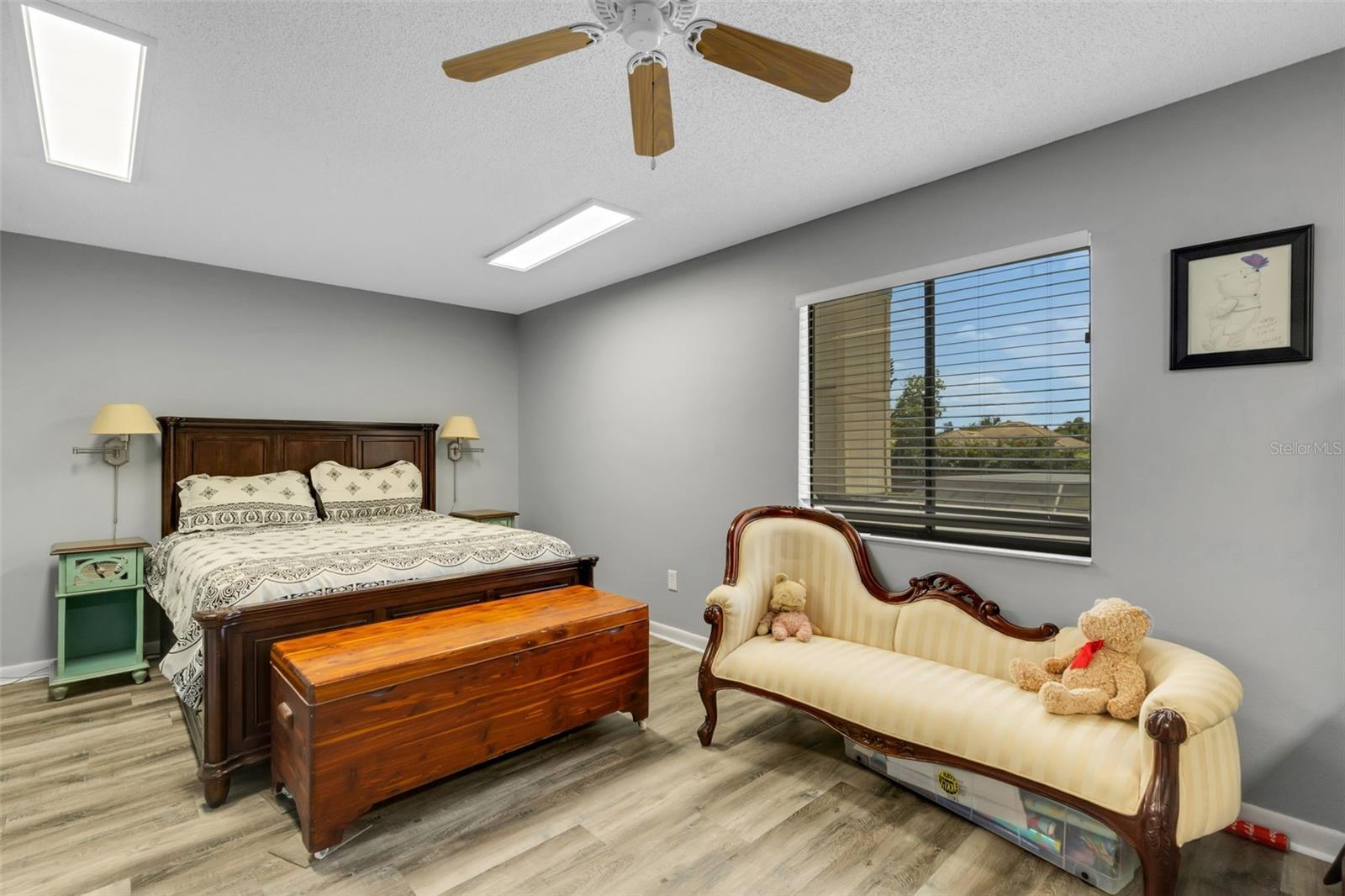 Image 27 of 30 For 3656 Oak Grove Drive