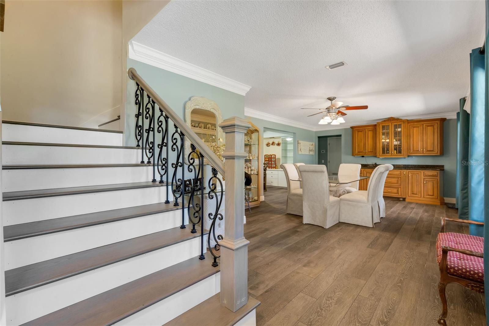 Image 6 of 30 For 3656 Oak Grove Drive