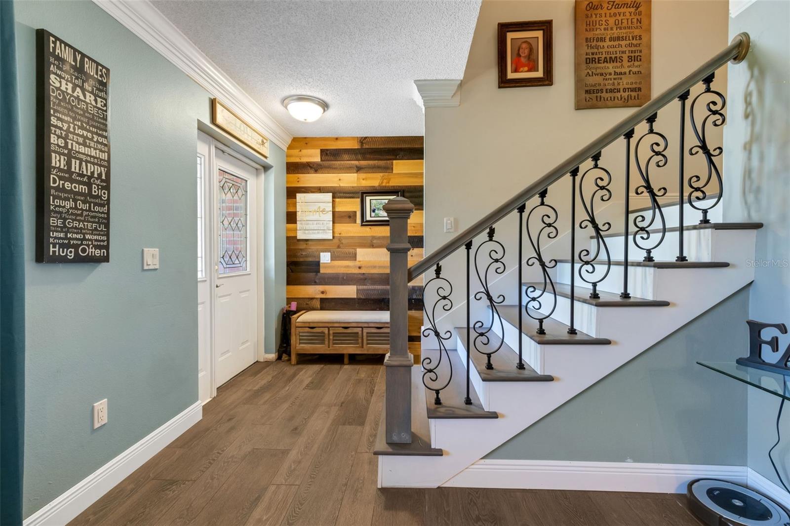 Image 7 of 30 For 3656 Oak Grove Drive