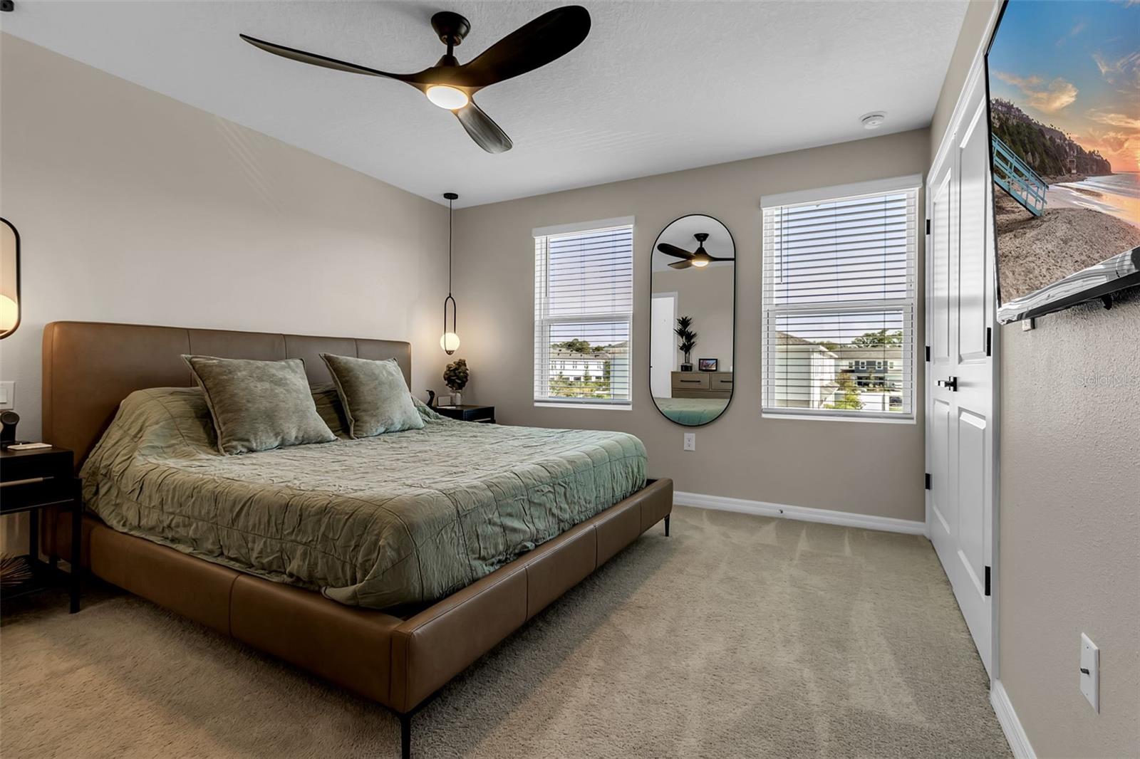 Image 26 of 47 For 8897 Daybreak Street