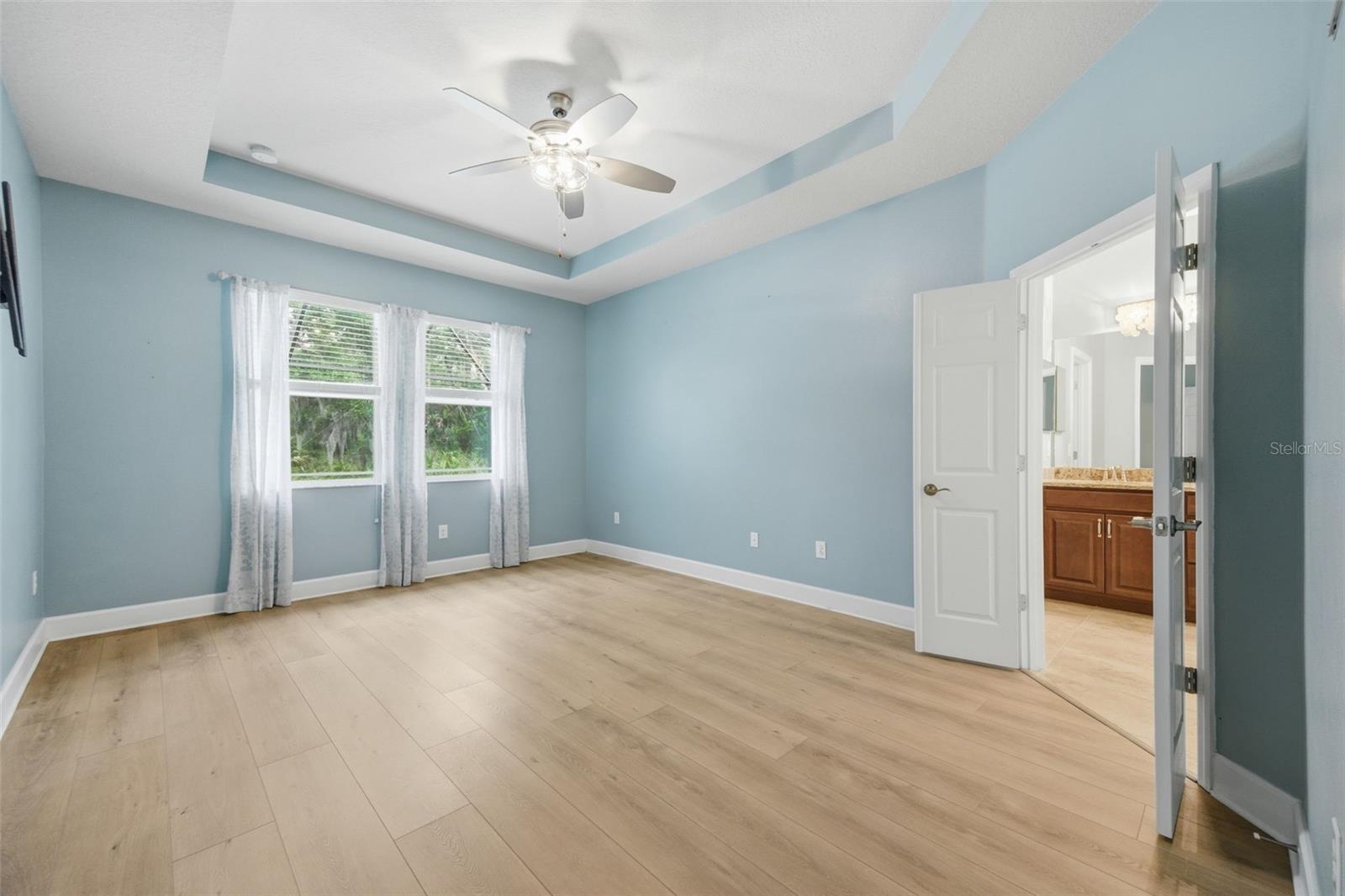 Image 23 of 41 For 5307 65th Terrace E