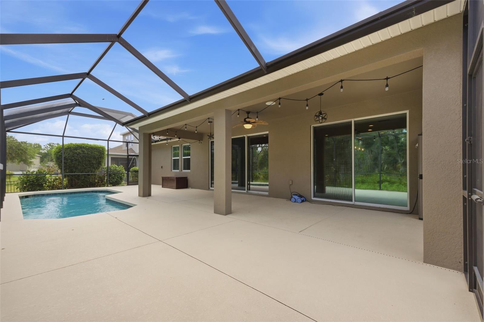 Image 27 of 41 For 5307 65th Terrace E
