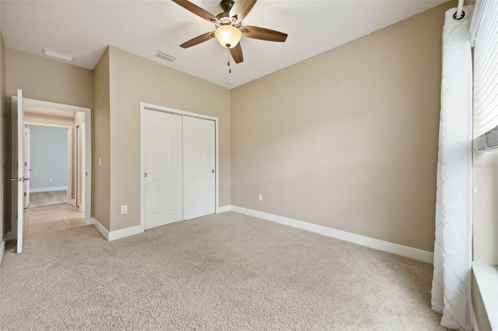 Image 29 of 41 For 5307 65th Terrace E
